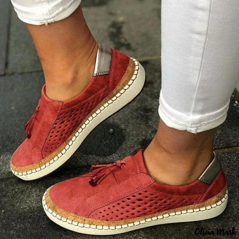 Mocassini con nappe: slip-on casual ed eleganti con tacco basso