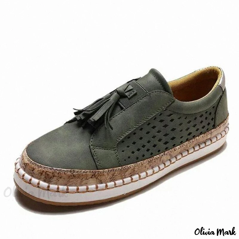 Mocassini con nappe: slip-on casual ed eleganti con tacco basso