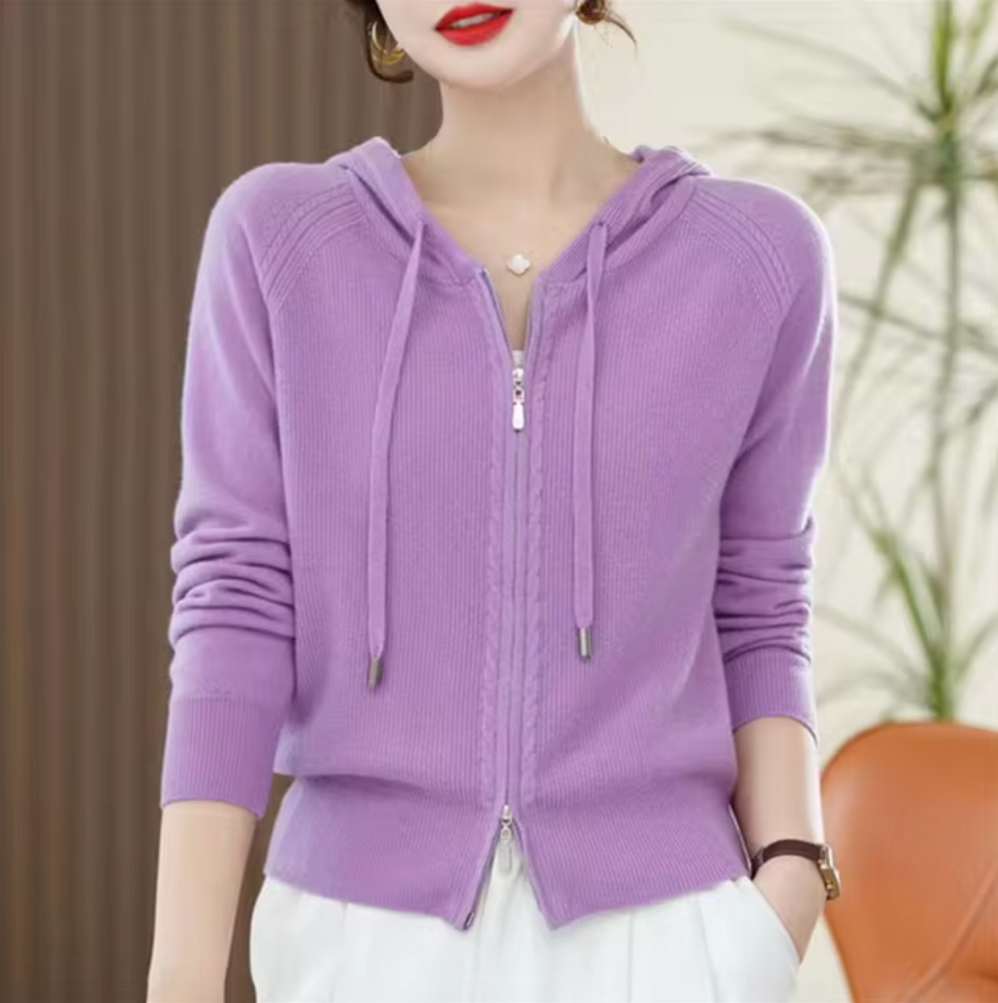 Kiana – Felpa con cappuccio in cashmere lavorato a maglia