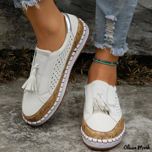 Mocassini con nappe: slip-on casual ed eleganti con tacco basso