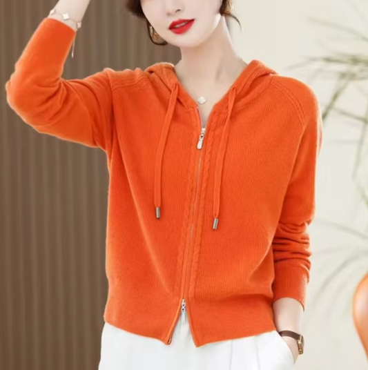Kiana – Felpa con cappuccio in cashmere lavorato a maglia
