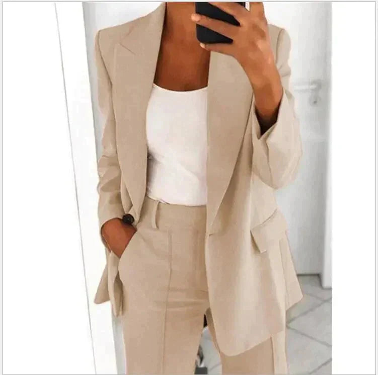Kelly - Set business elegante [blazer + pantaloni]